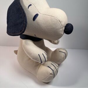American Eagle Outfitters Snoopy plush